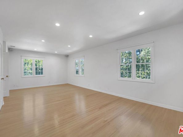 1231 Club View Drive, Los Angeles CA 90024