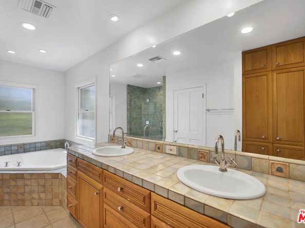 1231 Club View Drive, Los Angeles CA 90024