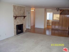 2320 S Bentley Avenue 204, Los Angeles CA 90064