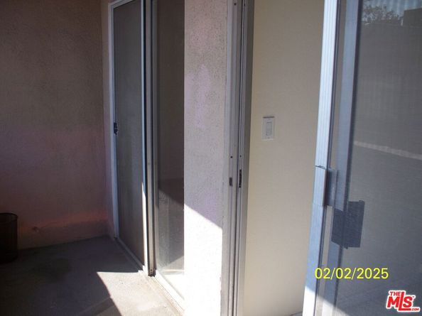 2320 S Bentley Avenue 204, Los Angeles CA 90064