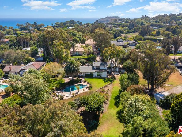 28847 Bison Court, Malibu CA 90265