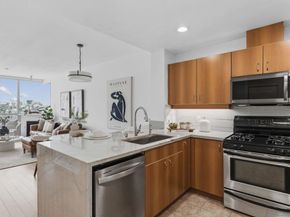 300 W Beech St 1705, San Diego CA 92101