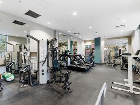 300 W Beech St 1705, San Diego CA 92101