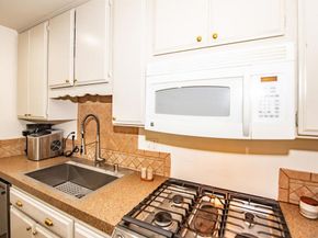 15235 Hesta, Poway CA 92064