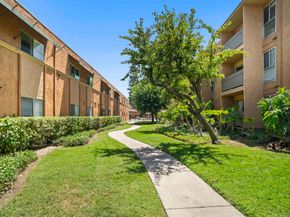 6955 Alvarado Rd 70, San Diego CA 92120