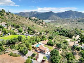 3453 Via Loma Vista, Escondido CA 92029