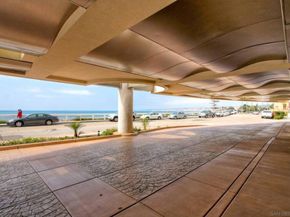 939 Coast 17D, La Jolla CA 92037