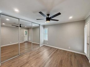 6025 Estelle 4, San Diego CA 92115