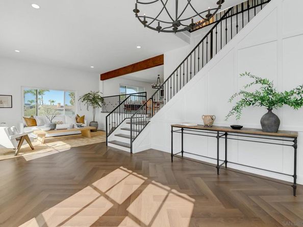 2904 Levante St, Carlsbad CA 92009