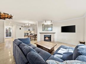 1806 Mckee St A2, San Diego CA 92110