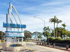 2820 Carleton St 16, San Diego CA 92106