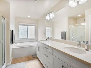 4541 Rainier Ave 13, San Diego CA 92120