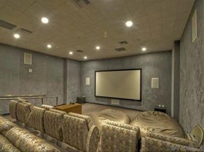 321 10th Ave 1005, San Diego CA 92101