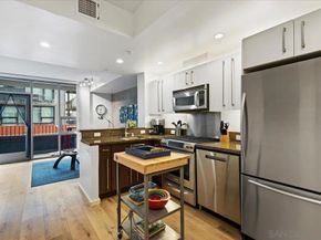 321 10th Ave 1005, San Diego CA 92101