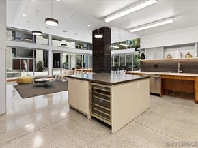 321 10th Ave 1005, San Diego CA 92101