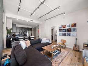 800 The Mark Lane 2104, San Diego CA 92101