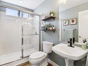 2904 Avenida Valera, Carlsbad CA 92009