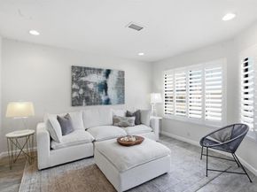 4383 Nobel Dr 86, San Diego CA 92122