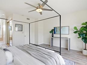 4383 Nobel Dr 86, San Diego CA 92122