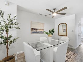 4383 Nobel Dr 86, San Diego CA 92122