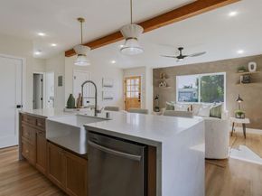 1426 Santa Rosa St, Oceanside CA 92058