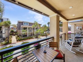810 Santa Barbara Pl, San Diego CA 92109