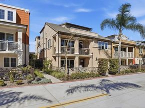 810 Santa Barbara Pl, San Diego CA 92109