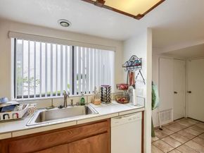 4085 Crystal Dawn 104, San Diego CA 92122