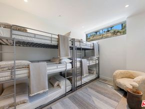 938 - 940 Palisades Beach Road, Santa Monica CA 90403