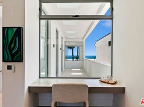 938 - 940 Palisades Beach Road, Santa Monica CA 90403
