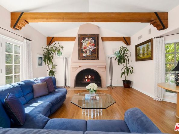 1717 Comstock Avenue, Los Angeles CA 90024