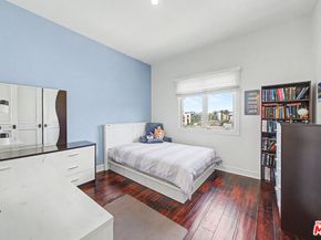 5057 Maplewood Avenue PH4, Los Angeles CA 90004