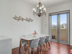 5057 Maplewood Avenue PH4, Los Angeles CA 90004