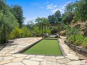 2617 Harlesden Court, Los Angeles CA 90046