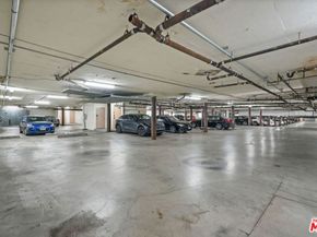 17711 Margate Street 211, Encino CA 91316