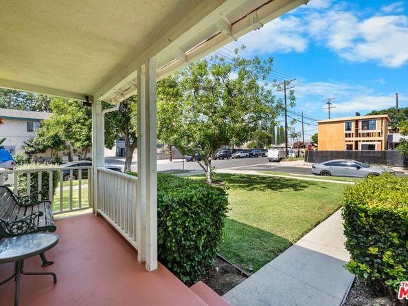 8900 Amigo Avenue, Northridge CA 91324