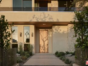 800 N La Jolla Avenue, Los Angeles CA 90046