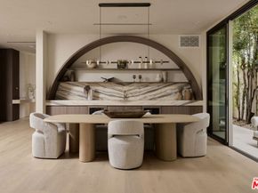 800 N La Jolla Avenue, Los Angeles CA 90046