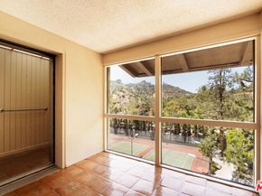 2700 Cahuenga Boulevard 4303, Los Angeles CA 90068