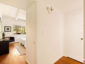 2700 Cahuenga Boulevard 4303, Los Angeles CA 90068