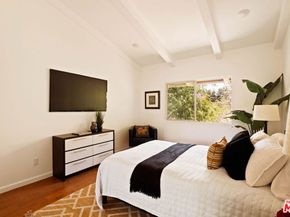 2700 Cahuenga Boulevard 4303, Los Angeles CA 90068