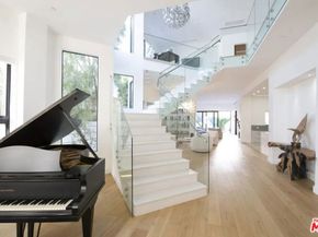 748 N Detroit Street, Los Angeles CA 90046