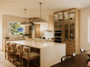 2341 32nd Street, Santa Monica CA 90405