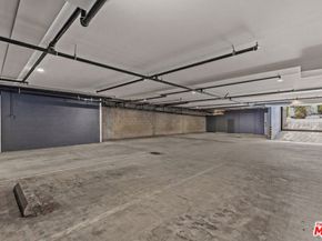 732 Huntley Drive A, West Hollywood CA 90069