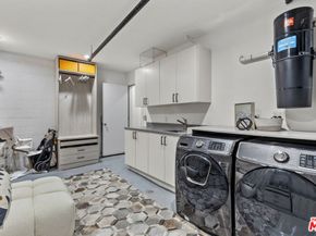 732 Huntley Drive A, West Hollywood CA 90069