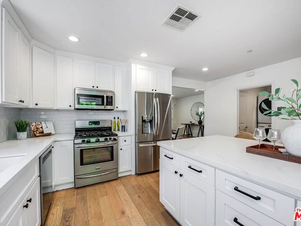 730 N Fairview Street, Burbank CA 91505