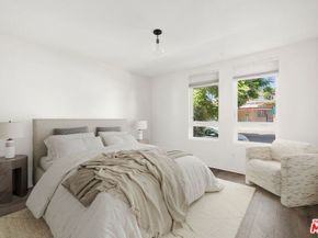 2930 Rowena Avenue 2, Los Angeles CA 90039