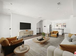2930 Rowena Avenue 2, Los Angeles CA 90039