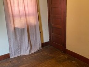 6922 Makee Avenue, Los Angeles CA 90001