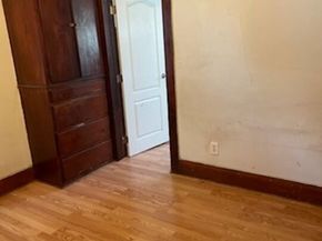 6922 Makee Avenue, Los Angeles CA 90001
